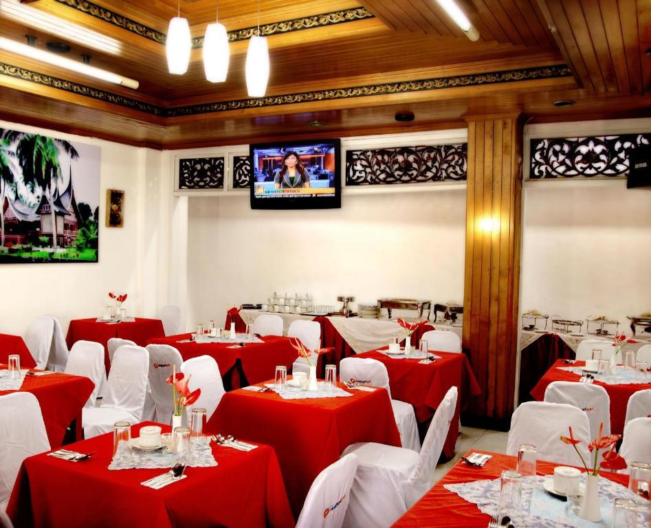 Ambun Suri Hotel Bukittinggi Eksteriør billede
